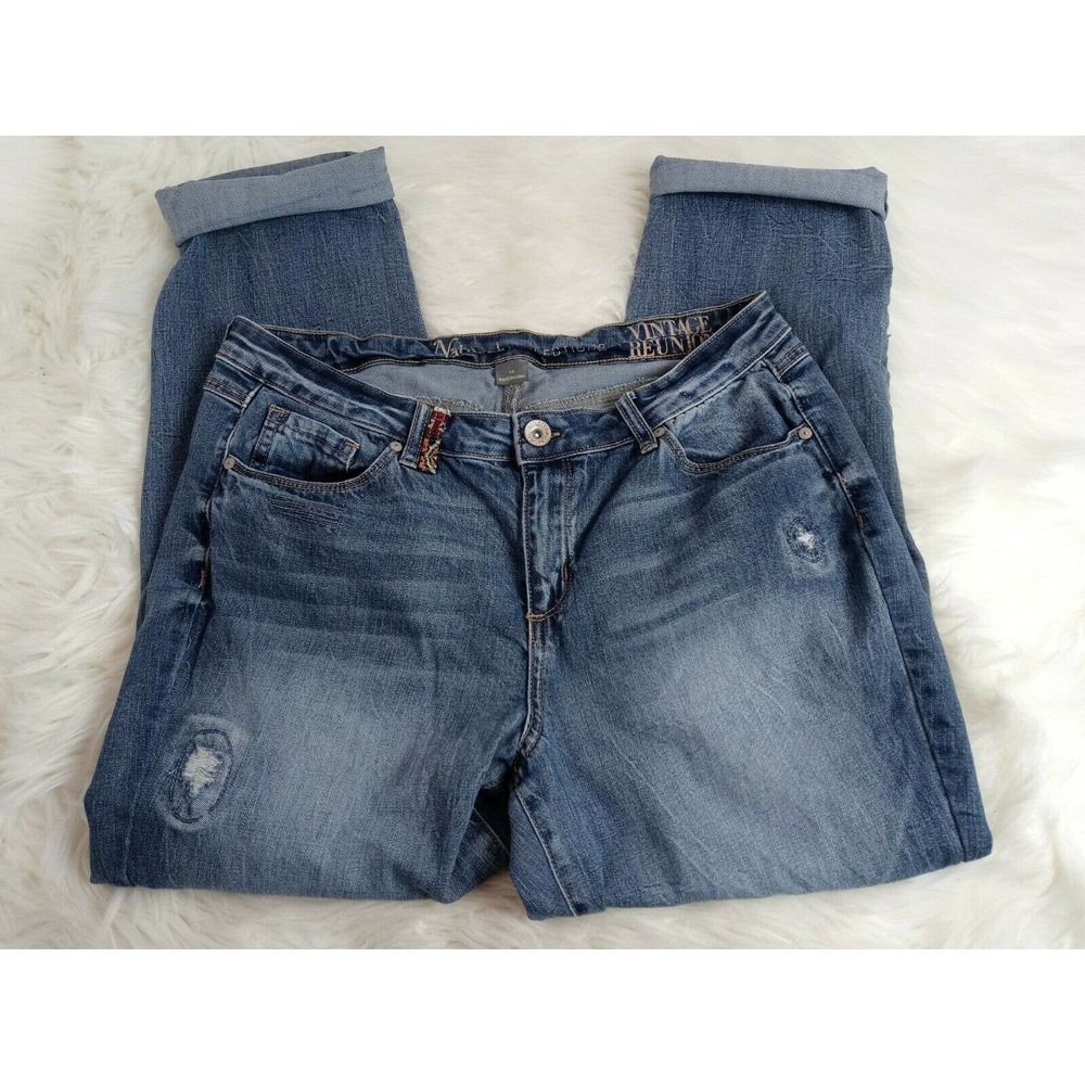 Natural Reflection Distressed High Rise‎ Blue Jeans - Picture 4 of 12